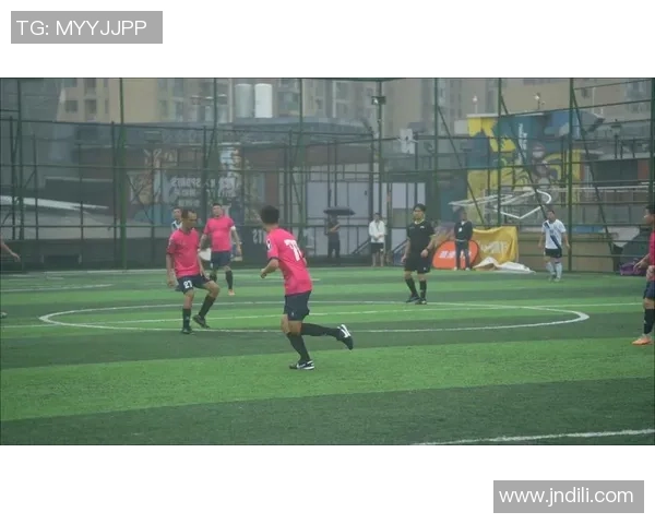 赛后复盘:北京足球队与杭州足球队精彩配合分析与战术探讨 赛后复盘:北京足球队与杭州足球队精彩配合分析与战术探讨