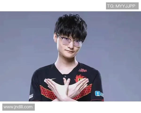 全球总决赛点评：FPX的团队协作表现